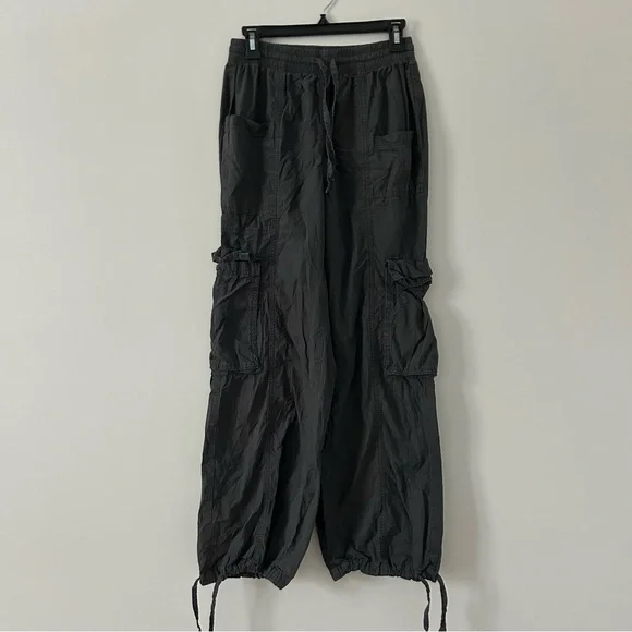 Aerie High Waisted Go For It Baggy Cargo Pants Smoked Grey XS - Picture 2 of 9